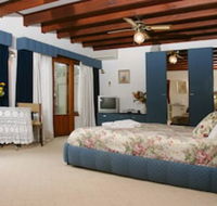 Chalet Swisse Spa - New Castle Holiday