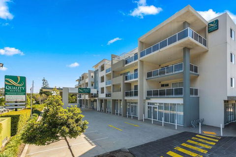 Quality Suites Pioneer Sands - New Castle Holiday 1