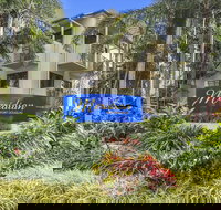 Meridian Port Douglas - New Castle Holiday