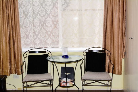 Knightsbridge Apartments - New Castle Holiday 6