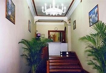 Plaza Hotel - New Castle Holiday 1