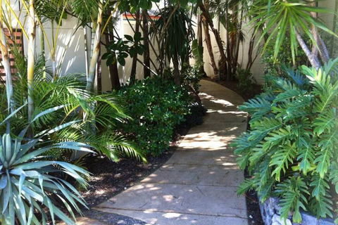 Aqualuna Beach Resort - New Castle Holiday 1