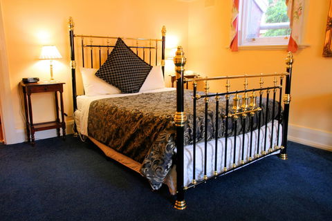 The Lodge On Elizabeth - New Castle Holiday 3
