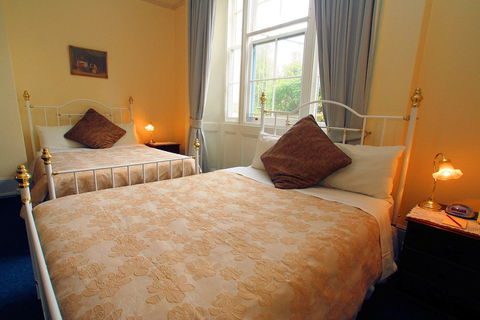 The Lodge On Elizabeth - New Castle Holiday 5
