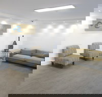 Breakers North Absolute Beach - New Castle Holiday