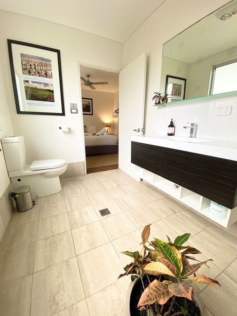 Bay Haven Lodge - New Castle Holiday 2
