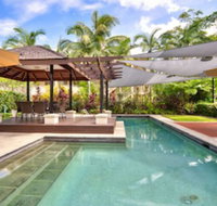 The Mediterranean Port Douglas - New Castle Holiday