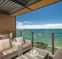 Oaks Redcliffe Mon Komo Suites - New Castle Holiday