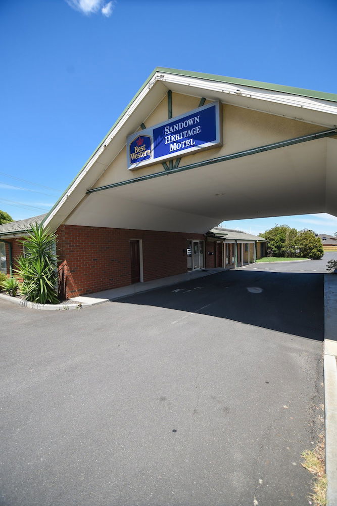 Noble Park VIC New Castle Holiday