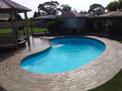 Werribee Park Motor Inn - New Castle Holiday 2