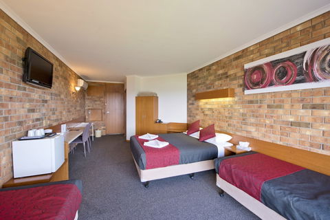 Kangaroo Island Seaside Inn - New Castle Holiday 5