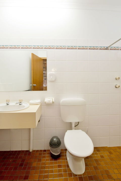 Kangaroo Island Seaside Inn - New Castle Holiday 3