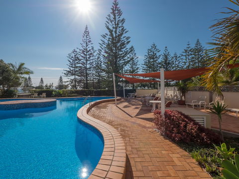 Burleigh Surf Apartments - New Castle Holiday 6