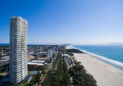 Burleigh Surf Apartments - New Castle Holiday 2