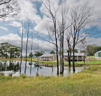 Starline Alpacas Farmstay Resort - New Castle Holiday