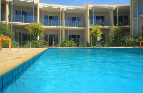 The Rye Hotel - One Four Nelson - New Castle Holiday 1