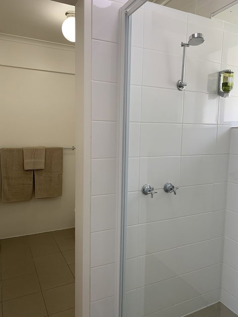 Adina Place Motel Apartments - New Castle Holiday 3