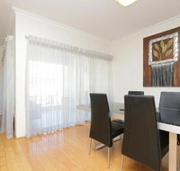 Verandah Apartments - New Castle Holiday