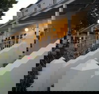 Oscars Waterfront Boutique Hotel - New Castle Holiday