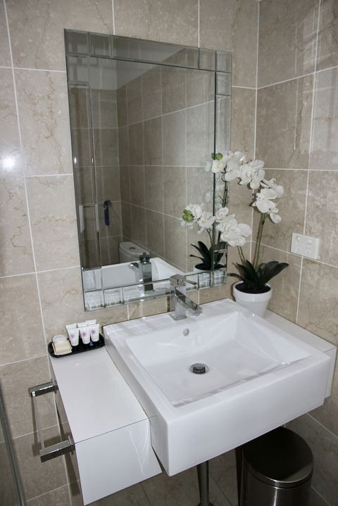 Mariners Court Hotel - New Castle Holiday 3