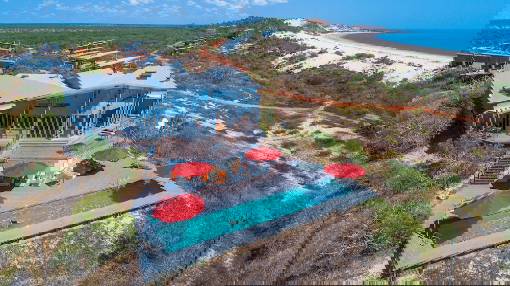 Imintji WA New Castle Holiday