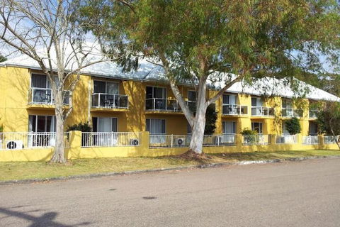 Admiral Nelson Motor Inn - New Castle Holiday 3