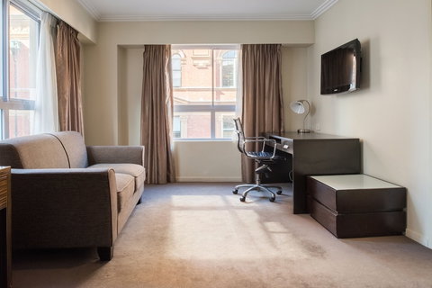 Seasons Darling Harbour - New Castle Holiday 6