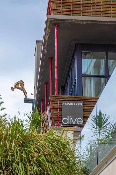 Dive Hotel - New Castle Holiday 1