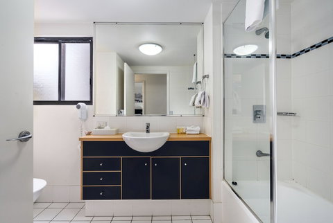 The Docks On Goodwin - New Castle Holiday 1