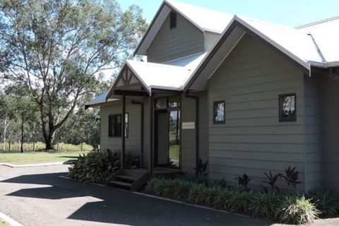 Hermitage Lodge - New Castle Holiday 2