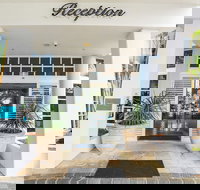 Bel Air on Broadbeach - New Castle Holiday