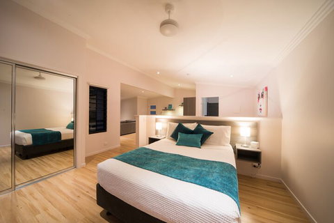 Seclude Rainforest Retreat - New Castle Holiday 4