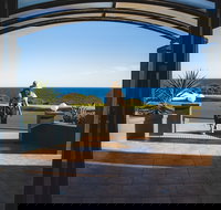 Kangaroo Island Seafront - New Castle Holiday