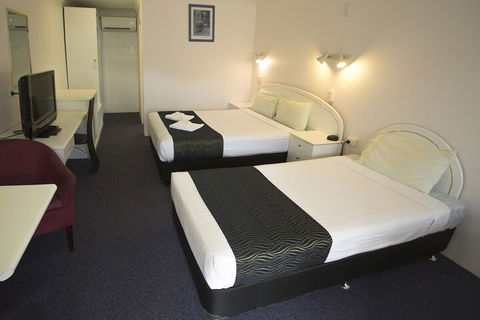 Calico Court Motel - New Castle Holiday 3
