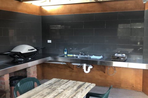 Port Campbell Motor Inn - New Castle Holiday 2