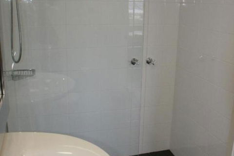 Fountainside Hotel - New Castle Holiday 1
