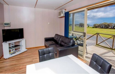 Discovery Parks â€“ Devonport - New Castle Holiday 4