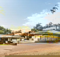 Albatross Bay Resort - New Castle Holiday
