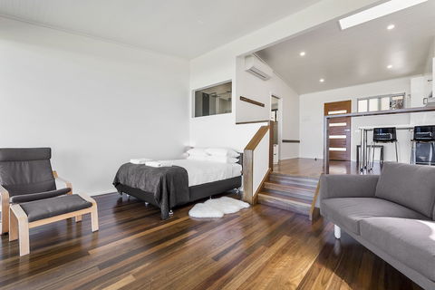 Seafarers Getaway - New Castle Holiday 3