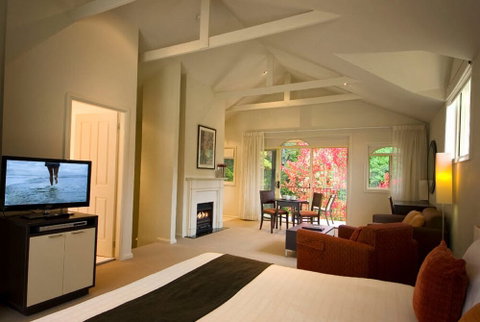 Falls Mountain Retreat - New Castle Holiday 4