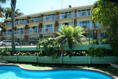 Sapphire Waters Motor Inn - New Castle Holiday 0