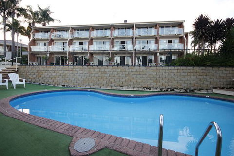 Sapphire Waters Motor Inn - New Castle Holiday 6