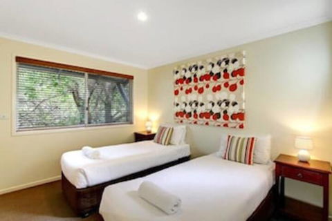 A PERFECT STAY - Beach House At Tallows - New Castle Holiday 5