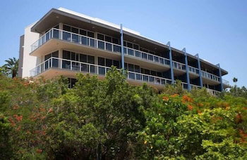 Point Residences - New Castle Holiday 1