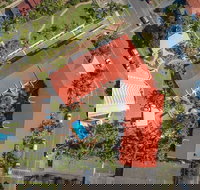 Anchor Down Apartments - New Castle Holiday