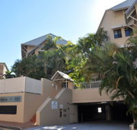 Spring Hill Gardens Apartments - New Castle Holiday