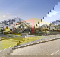 Quest Moorabbin - New Castle Holiday