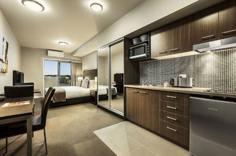 Quest Bundoora - New Castle Holiday 5