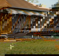 Wildman Wilderness Lodge - New Castle Holiday