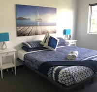 Base Backpackers Brisbane Uptown Hostel - New Castle Holiday